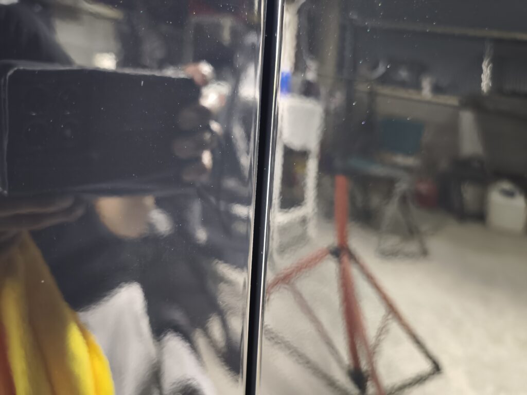 磨きはコーティング可能な仕上げでおこなわせていただいております。写真はRZ系（RZ3・RZ4・RZ5・RZ6）のホンダZR-V