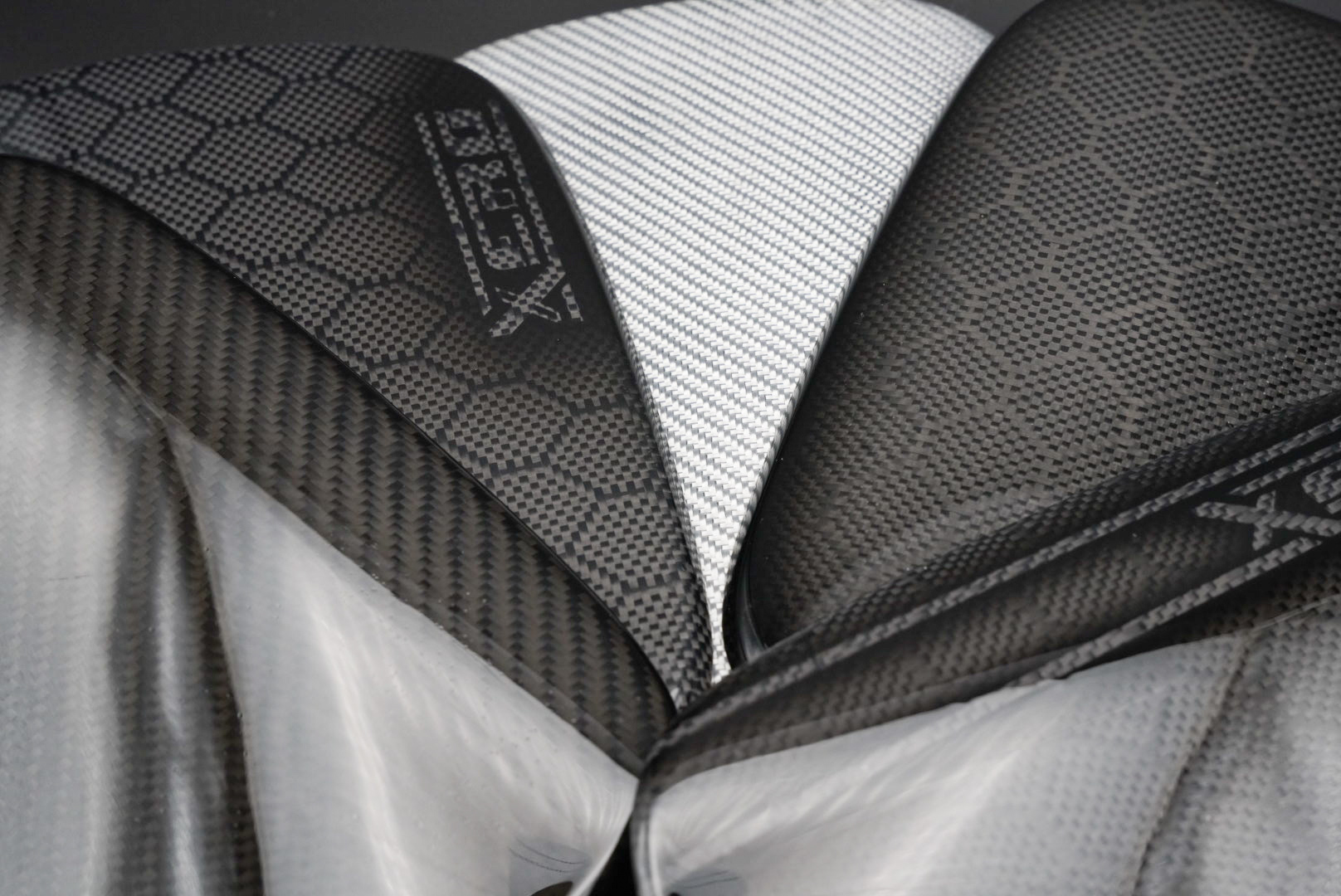 RZ4、RZ5、RZ6のZR-V専用カスタムパーツ・フューエルリッドカバー販売開始の記事